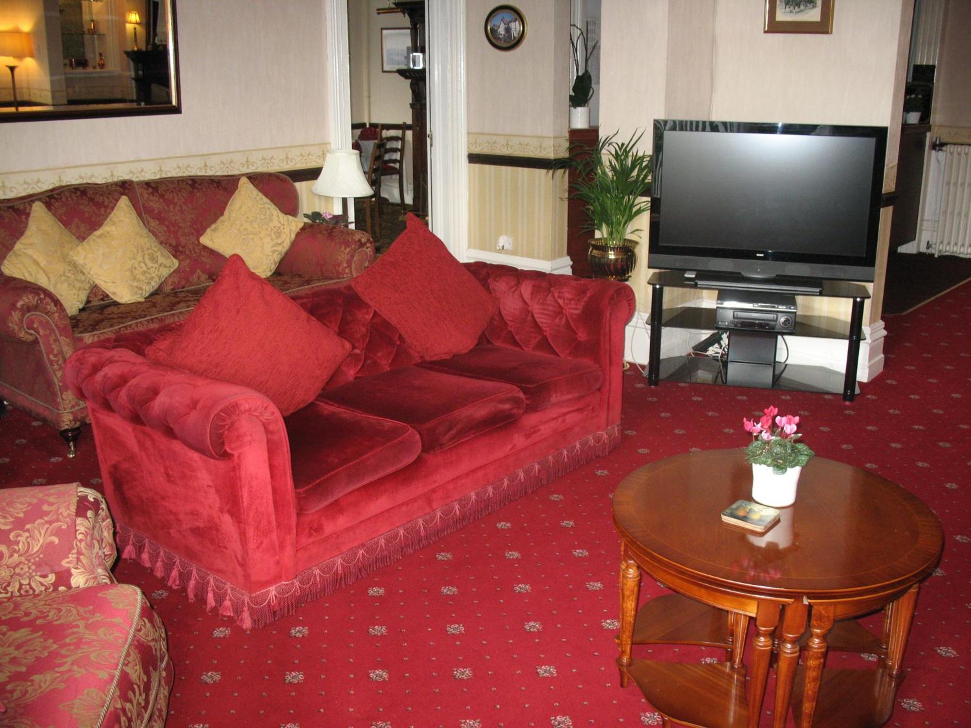 Michaelson House Hotel Barrow-in-Furness ภายนอก รูปภาพ