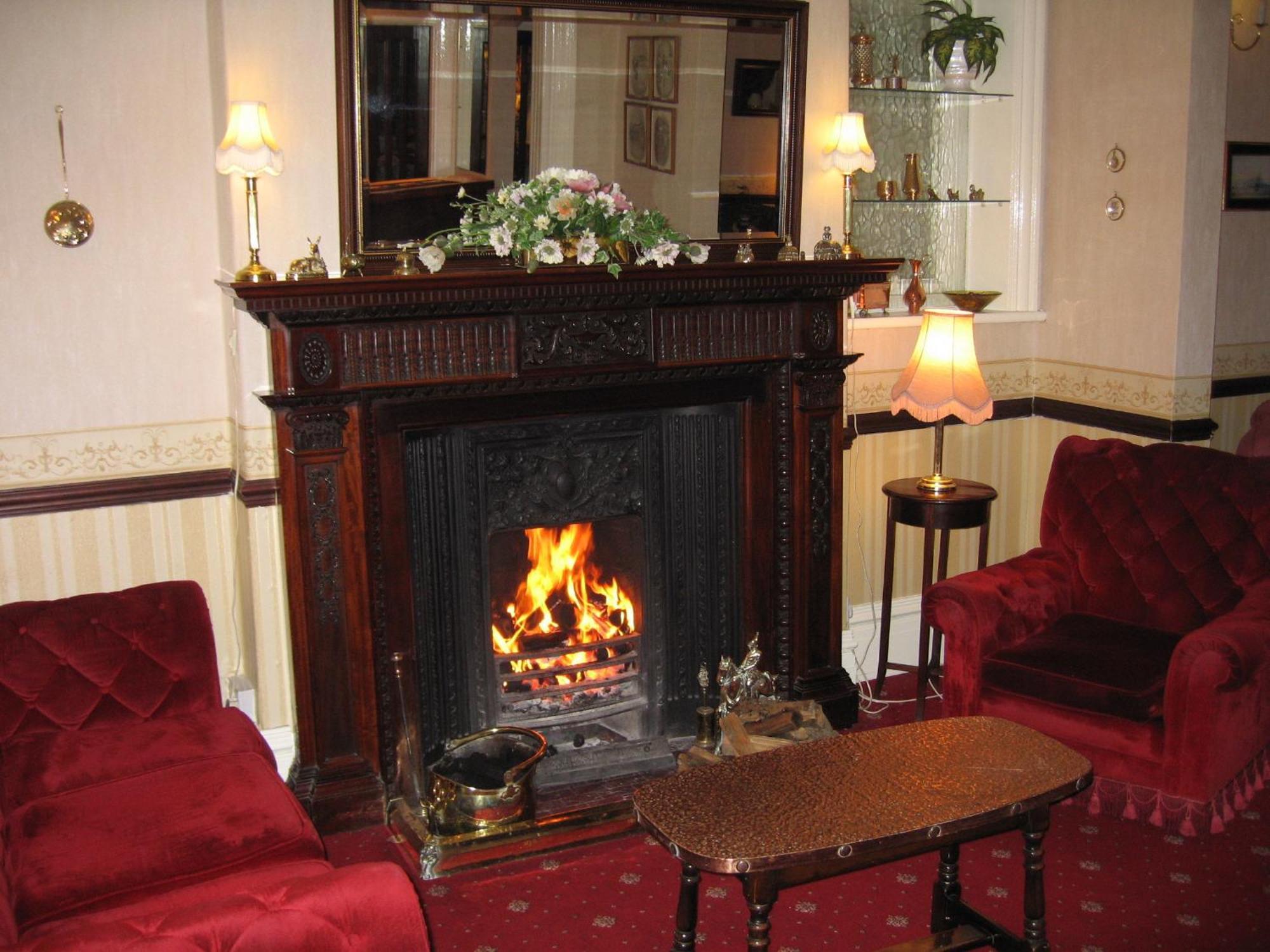 Michaelson House Hotel Barrow-in-Furness ภายนอก รูปภาพ