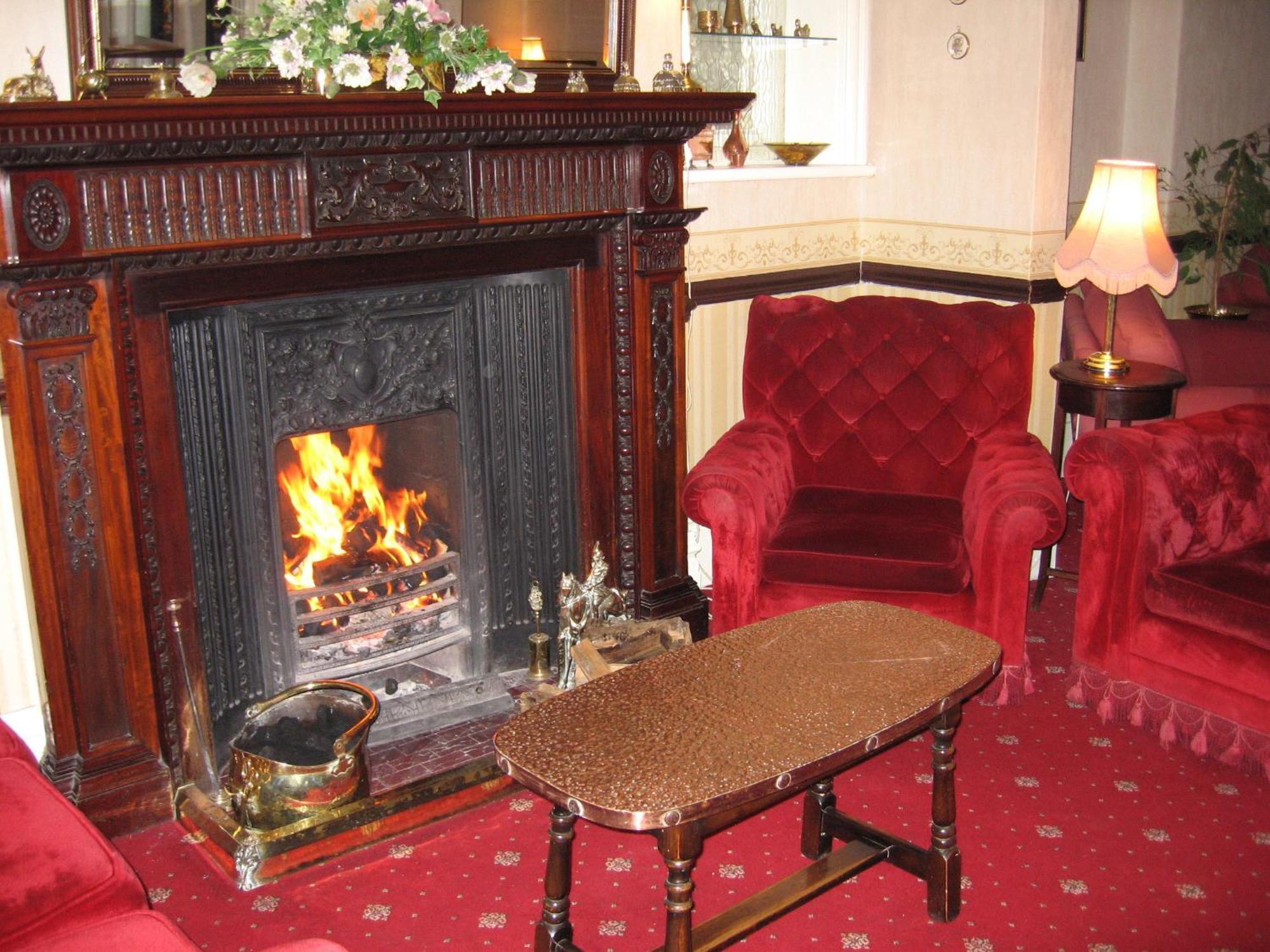 Michaelson House Hotel Barrow-in-Furness ภายนอก รูปภาพ